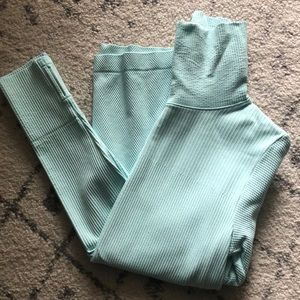 Athleta long sleeve turtleneck